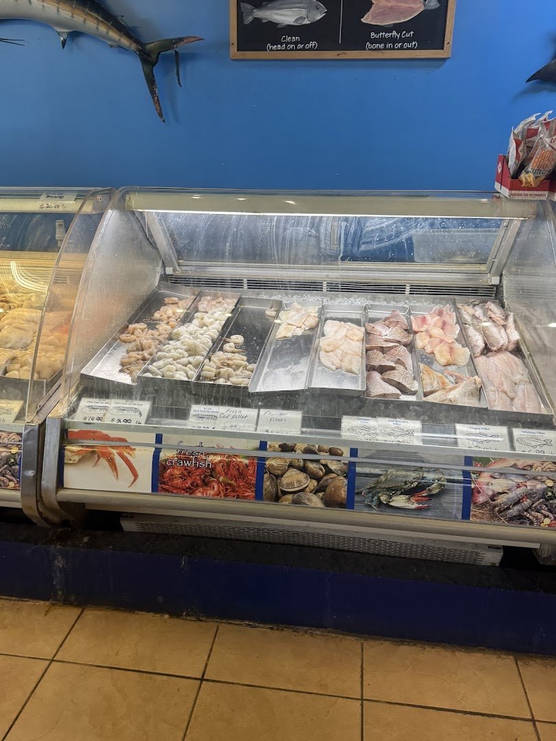 Seafood trays ready for dine-in or takeaway.